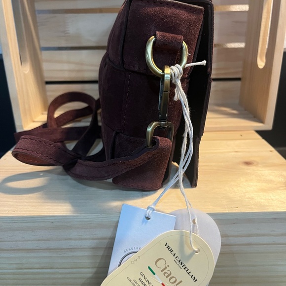 VIOLA CASTELLANI Bordo Suede
Padded Woven Crossbody Made In
Italy NWT Burgundy - Picture 4 of 7